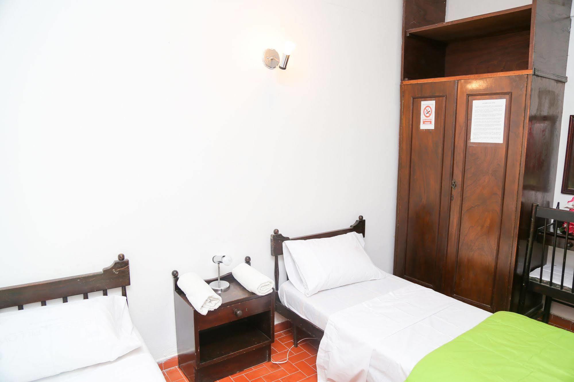 Costanera Hostel 亚松森 外观 照片