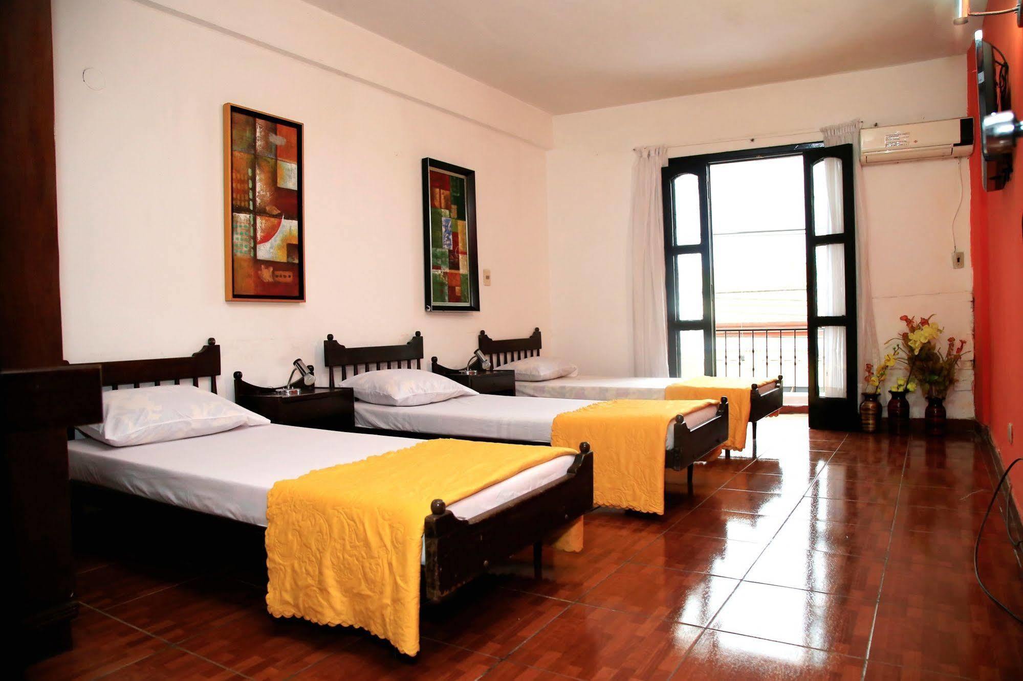 Costanera Hostel 亚松森 外观 照片
